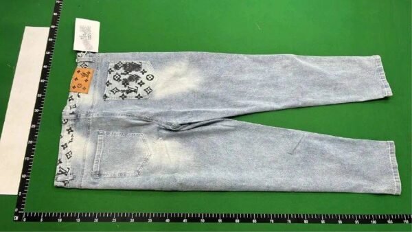 LV low-rise jeans(39 STYLE TOP)
