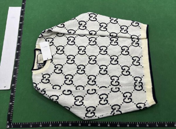 Dior sweater