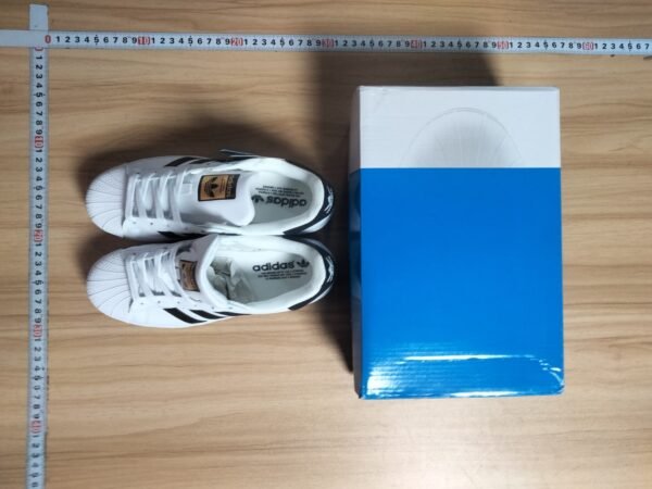 ADIDAS SUPERSTAR