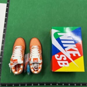 AY-DUNK B