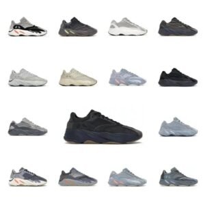 Yeezy boost 700