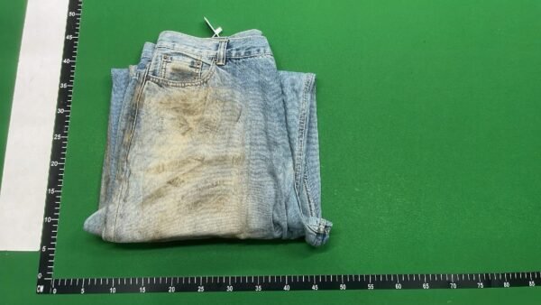 Levi's pans