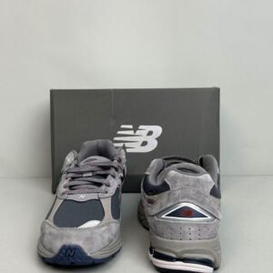 New Balance 2002R