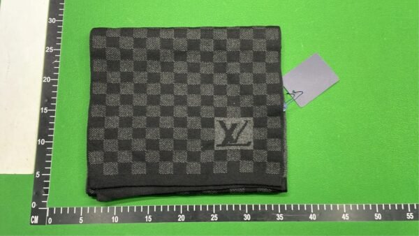 Louis Vuitton Monogram Beanie & Scarf [20 styles]