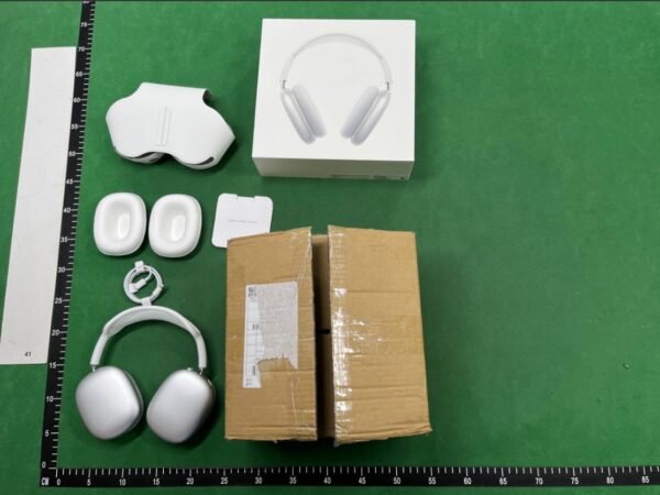 Apple AirPods Max Headphones