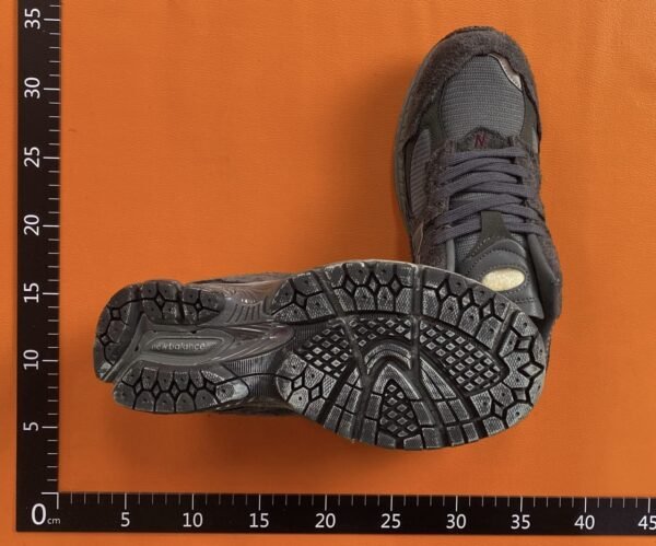 New Balance M2002R Sneakers [14 styles]