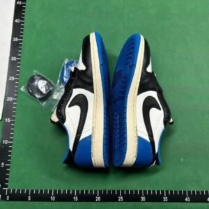 Nike Air Jordan 1 x Travis Scott Sneakers [33 styles]