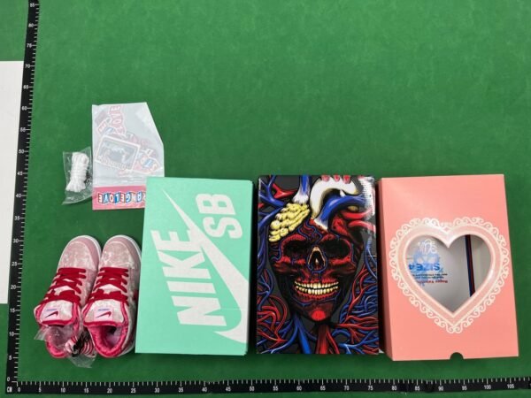 Nike Dunk Low Sneakers [29 styles]