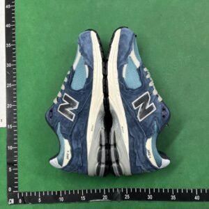 NB-2002R Sneakers [32 styles]