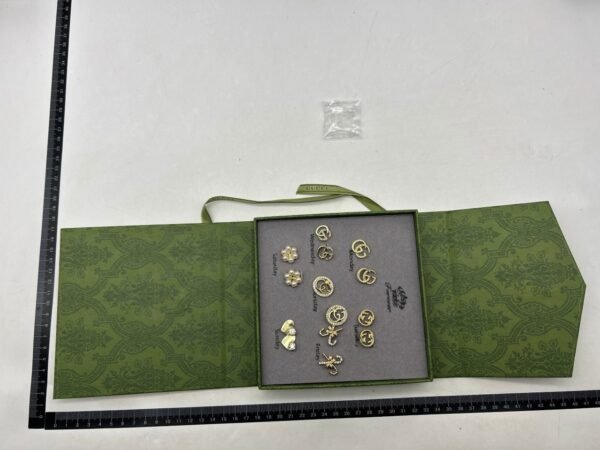 GUCCI GG Supreme Earrings [29 styles]
