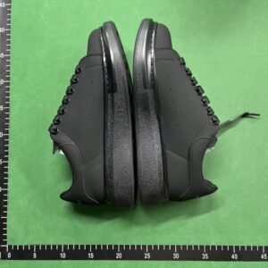 Alexander McQueen Oversized Sneakers [21 styles]