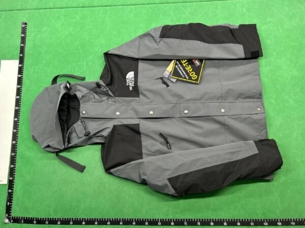 The North Face Mountain Light Jacket [26 styles]