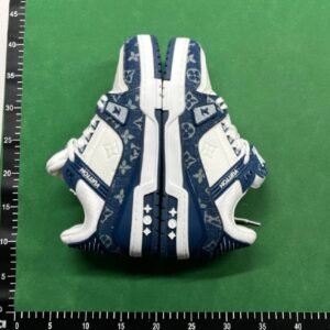 Louis Vuitton B22 Sneakers [33 styles]