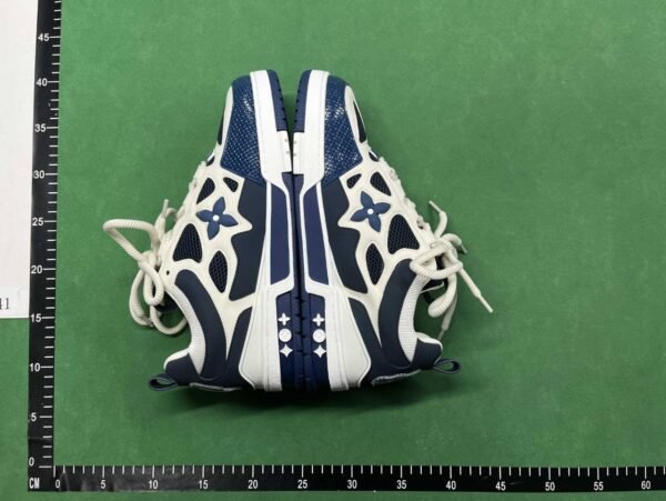 Louis Vuitton Trainer Sneaker [40 styles]