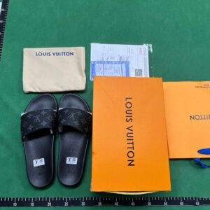 Louis Vuitton Slide Sandals [40 styles]