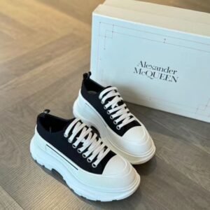 Alexander McQueen Oversized Sneakers [26 styles]