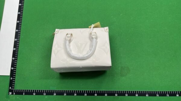 Louis Vuitton OnTheGo Tote Bag [40 styles]