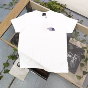 The North Face T-Shirt [25 styles]