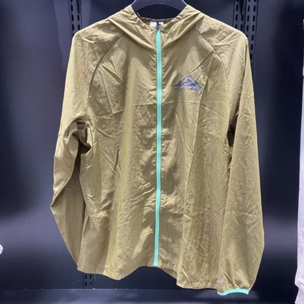 Nike Trail Jacket [40 styles]